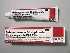 BETAMETHASONE DIP .05% CREAM